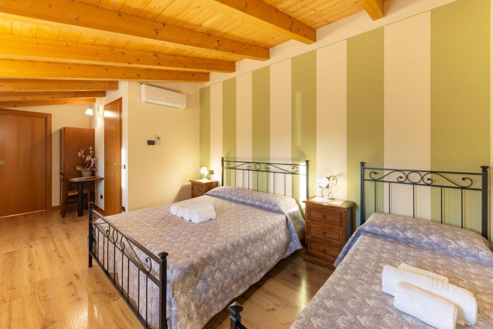 B&B Ca' Marognole Caprino Veronese Kültér fotó